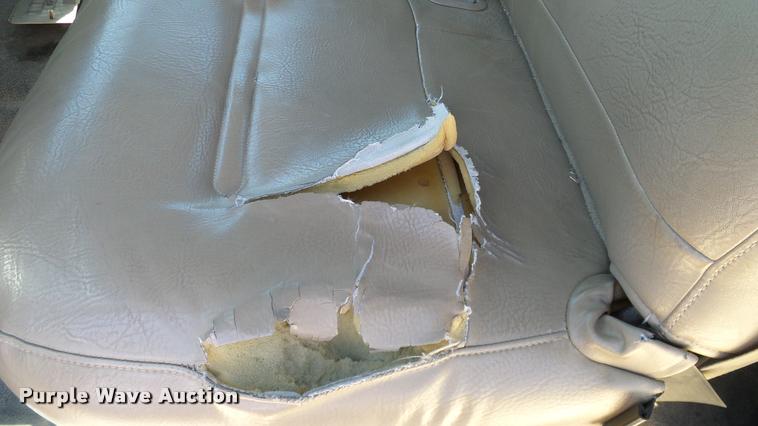 image for item DA6227 2002 Ford F550 truck cab and chassis