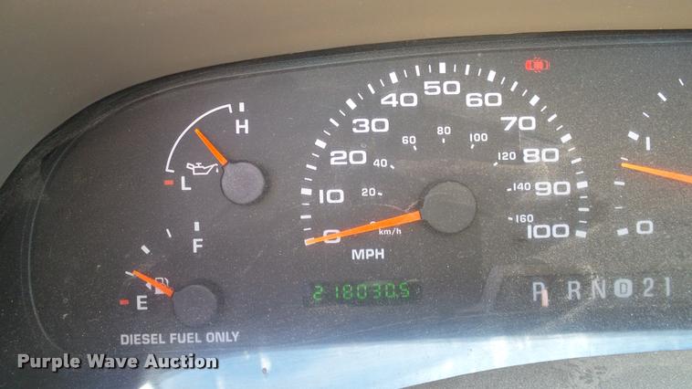 image for item DA6227 2002 Ford F550 truck cab and chassis