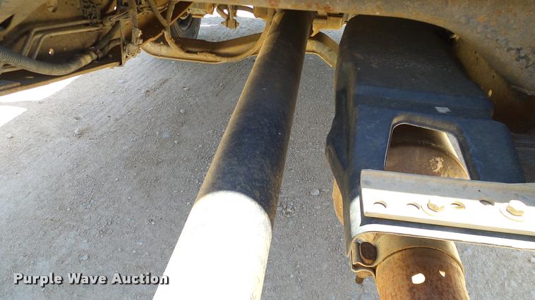 image for item DA6227 2002 Ford F550 truck cab and chassis