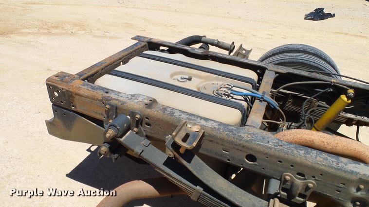 image for item DA6227 2002 Ford F550 truck cab and chassis