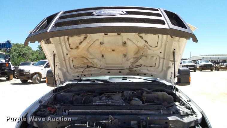 image for item DA6228 2008 Ford F350 Super Duty SuperCab pickup truck cab and chassis