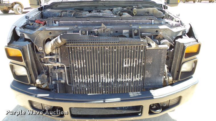 image for item DA6228 2008 Ford F350 Super Duty SuperCab pickup truck cab and chassis