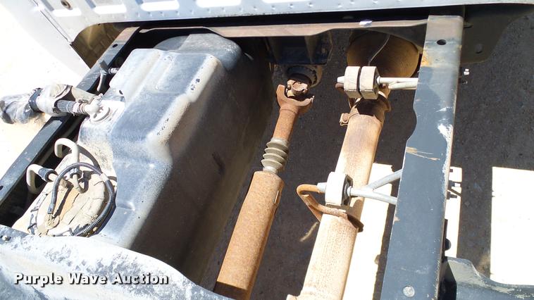 image for item DA6228 2008 Ford F350 Super Duty SuperCab pickup truck cab and chassis