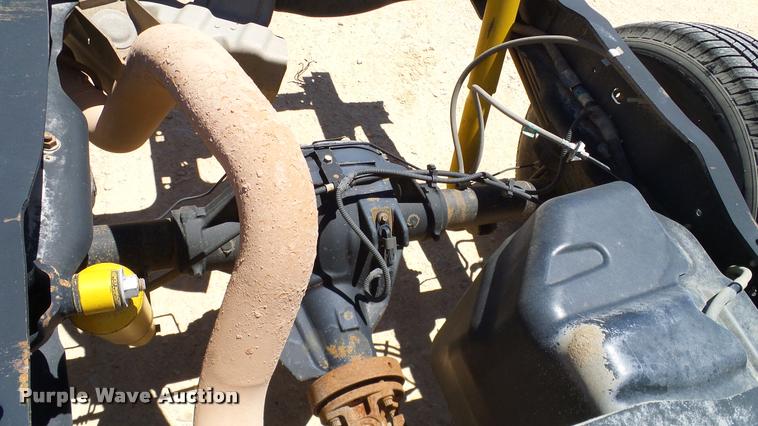 image for item DA6228 2008 Ford F350 Super Duty SuperCab pickup truck cab and chassis