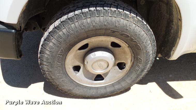 image for item DA6228 2008 Ford F350 Super Duty SuperCab pickup truck cab and chassis