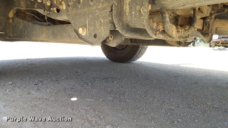 image for item DA6228 2008 Ford F350 Super Duty SuperCab pickup truck cab and chassis