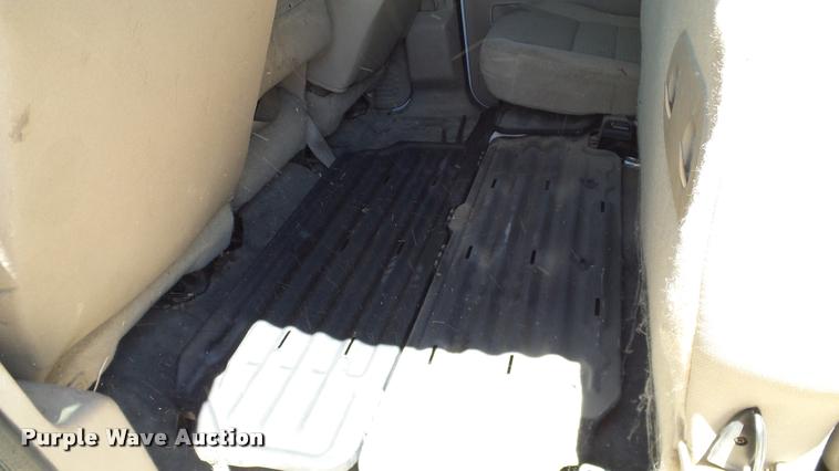 image for item DA6229 2004 Ford F350 Super Duty Crew Cab pickup truck