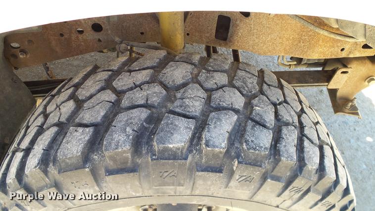 image for item DA6229 2004 Ford F350 Super Duty Crew Cab pickup truck