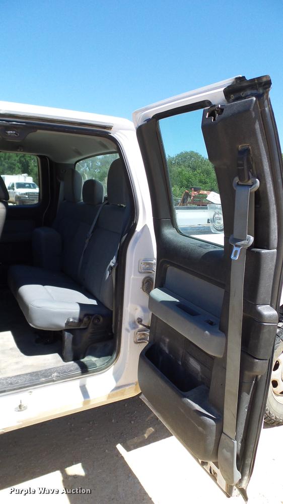 image for item DA6231 2011 Ford F150 SuperCab pickup truck