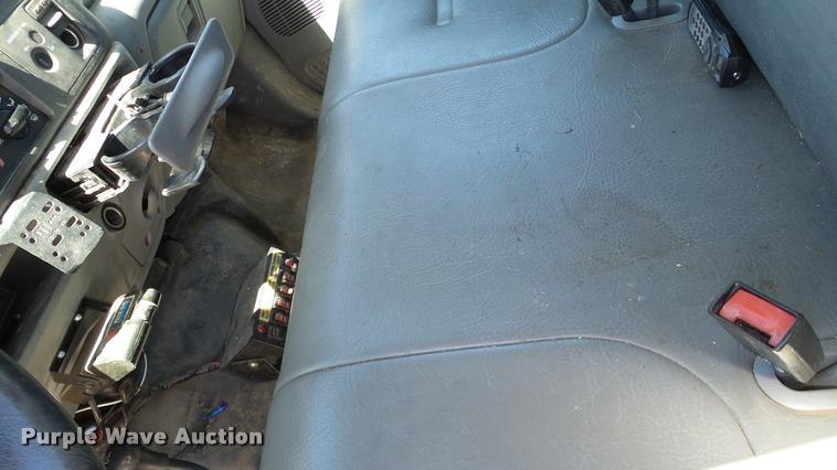 image for item DA6232 2002 Ford F350 Super Duty SuperCab pickup truck