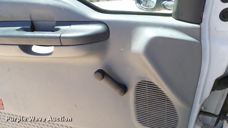 image for item DA6232 2002 Ford F350 Super Duty SuperCab pickup truck