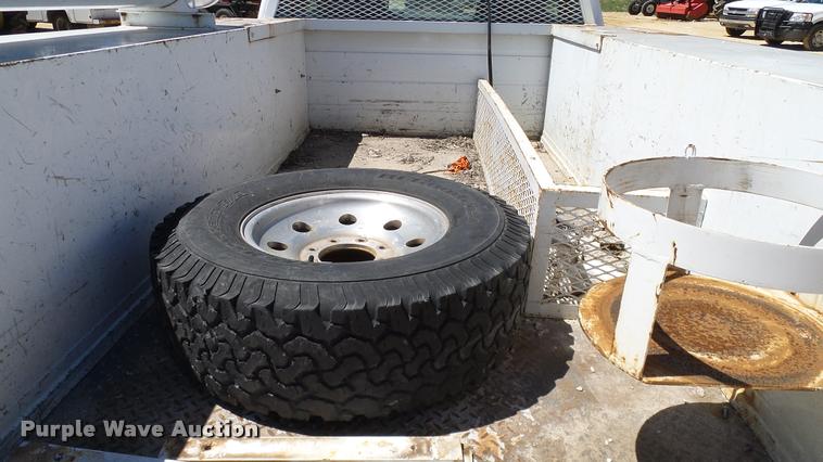 image for item DA6232 2002 Ford F350 Super Duty SuperCab pickup truck