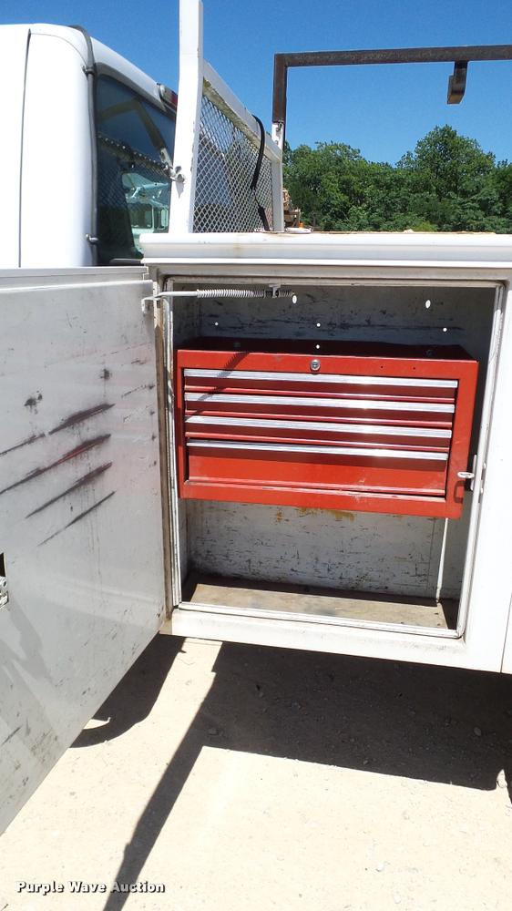 image for item DA6232 2002 Ford F350 Super Duty SuperCab pickup truck