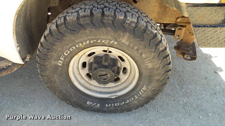 image for item DA6232 2002 Ford F350 Super Duty SuperCab pickup truck