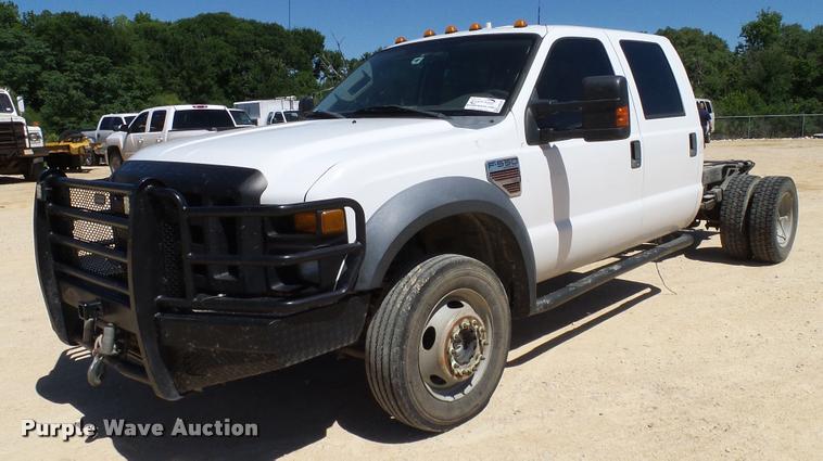 image for item DA6234 2009 Ford F550 Crew Cab truck cab and chassis