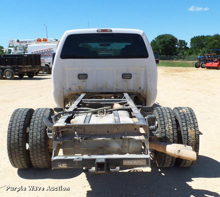 image for item DA6234 2009 Ford F550 Crew Cab truck cab and chassis