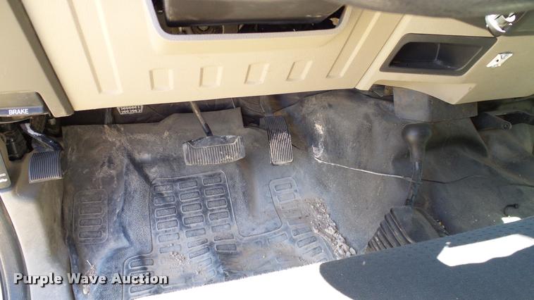 image for item DA6234 2009 Ford F550 Crew Cab truck cab and chassis