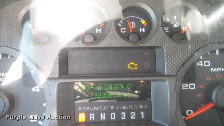 image for item DA6234 2009 Ford F550 Crew Cab truck cab and chassis