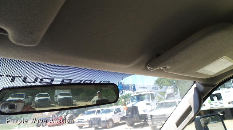 image for item DA6234 2009 Ford F550 Crew Cab truck cab and chassis