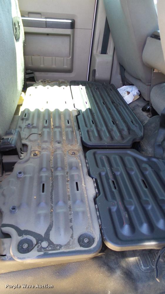 image for item DA6234 2009 Ford F550 Crew Cab truck cab and chassis