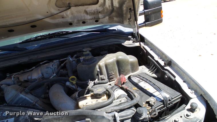 image for item DA6234 2009 Ford F550 Crew Cab truck cab and chassis