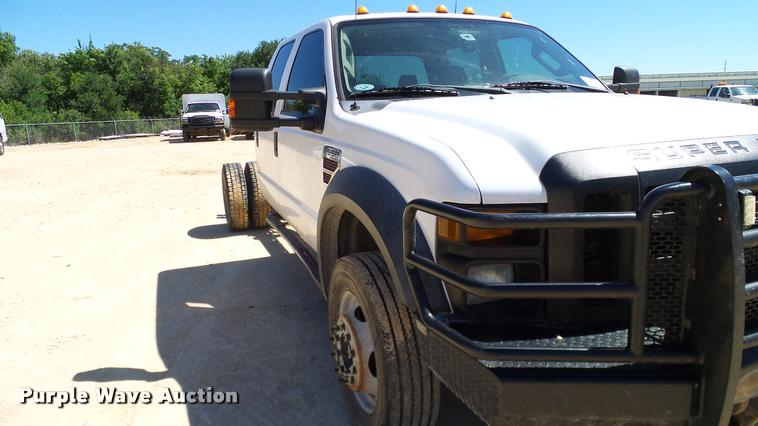 image for item DA6234 2009 Ford F550 Crew Cab truck cab and chassis