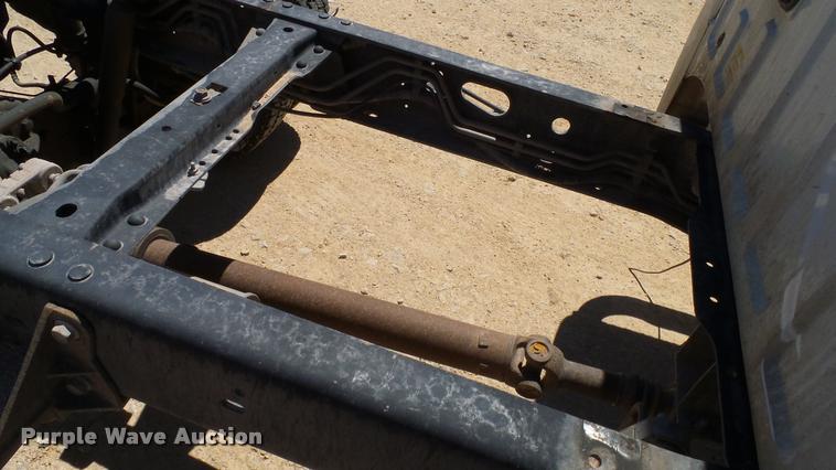 image for item DA6234 2009 Ford F550 Crew Cab truck cab and chassis