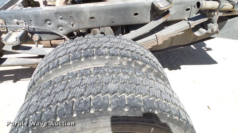 image for item DA6234 2009 Ford F550 Crew Cab truck cab and chassis