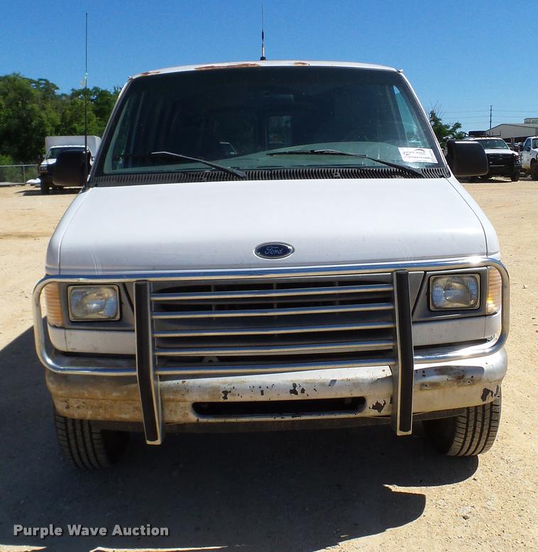 image for item DA6235 2000 Ford Econoline E250 Extended van