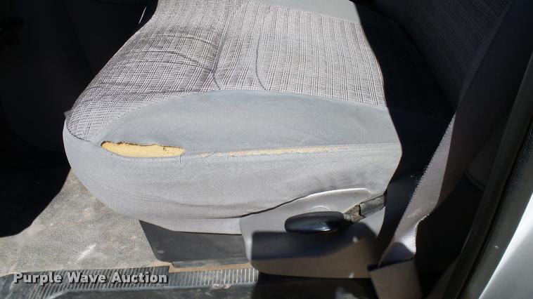 image for item DA6235 2000 Ford Econoline E250 Extended van