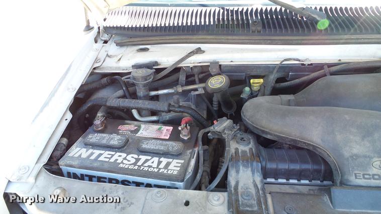 image for item DA6235 2000 Ford Econoline E250 Extended van