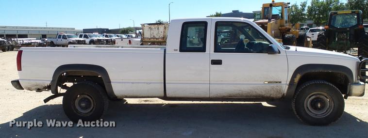 image for item DA6240 1997 Chevrolet 2500 Ext. Cab pickup truck