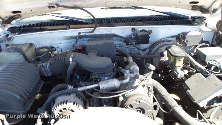 image for item DA6240 1997 Chevrolet 2500 Ext. Cab pickup truck