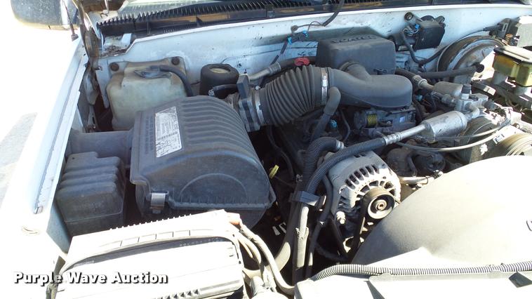 image for item DA6240 1997 Chevrolet 2500 Ext. Cab pickup truck