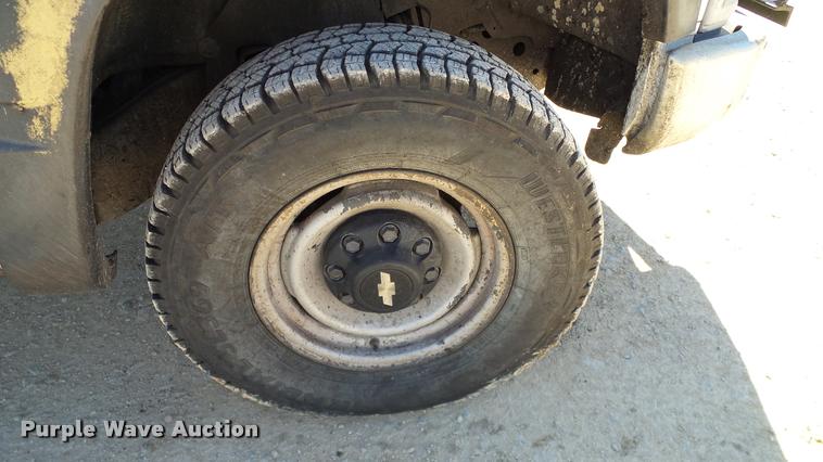 image for item DA6240 1997 Chevrolet 2500 Ext. Cab pickup truck