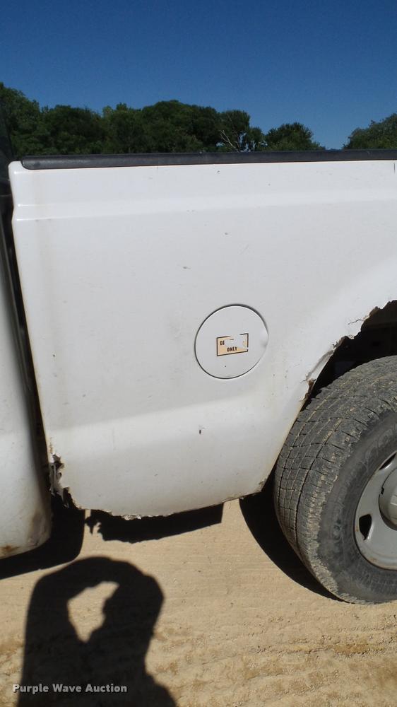 image for item DA6241 2006 Ford F250 Super Duty Crew Cab pickup truck