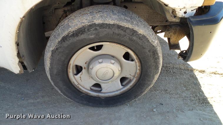 image for item DA6241 2006 Ford F250 Super Duty Crew Cab pickup truck