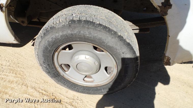 image for item DA6241 2006 Ford F250 Super Duty Crew Cab pickup truck