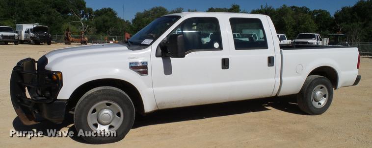 image for item DA6245 2008 Ford F250 Super Duty Crew Cab pickup truck