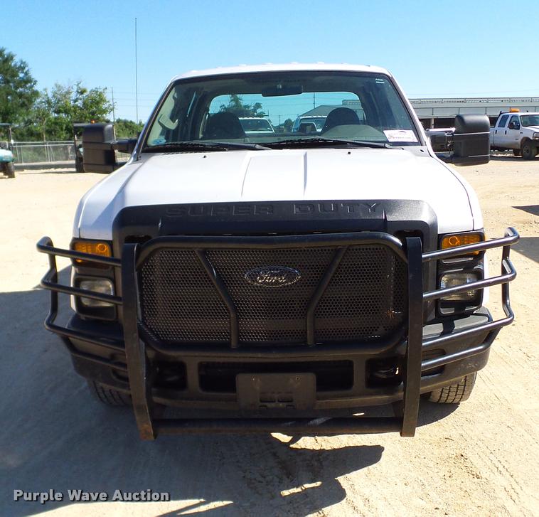 image for item DA6245 2008 Ford F250 Super Duty Crew Cab pickup truck