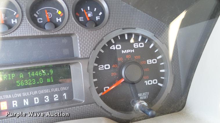 image for item DA6245 2008 Ford F250 Super Duty Crew Cab pickup truck