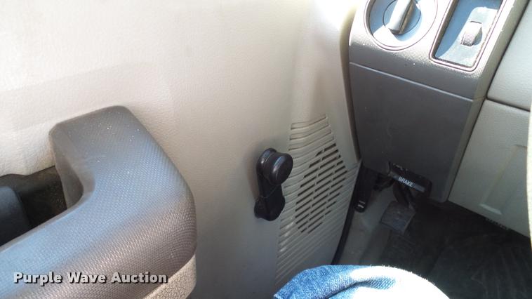 image for item DA6245 2008 Ford F250 Super Duty Crew Cab pickup truck