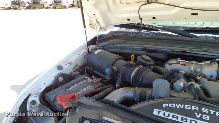 image for item DA6245 2008 Ford F250 Super Duty Crew Cab pickup truck