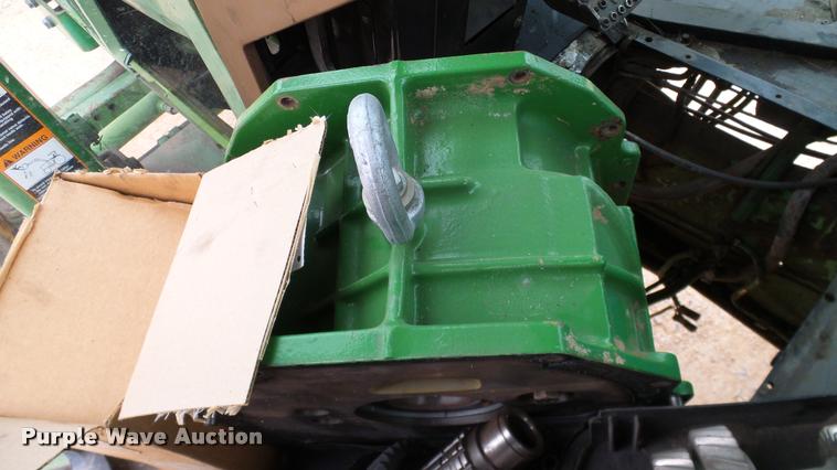 image for item DA6247 1995 John Deere 6400 tractor