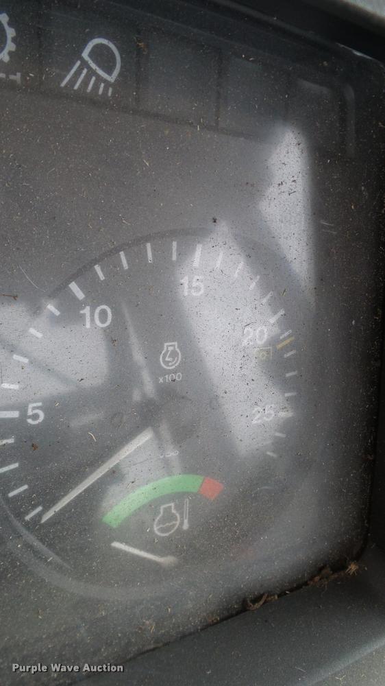 image for item DA6247 1995 John Deere 6400 tractor