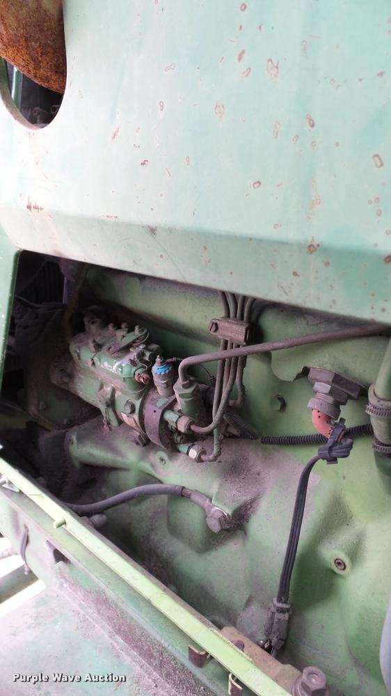 image for item DA6247 1995 John Deere 6400 tractor