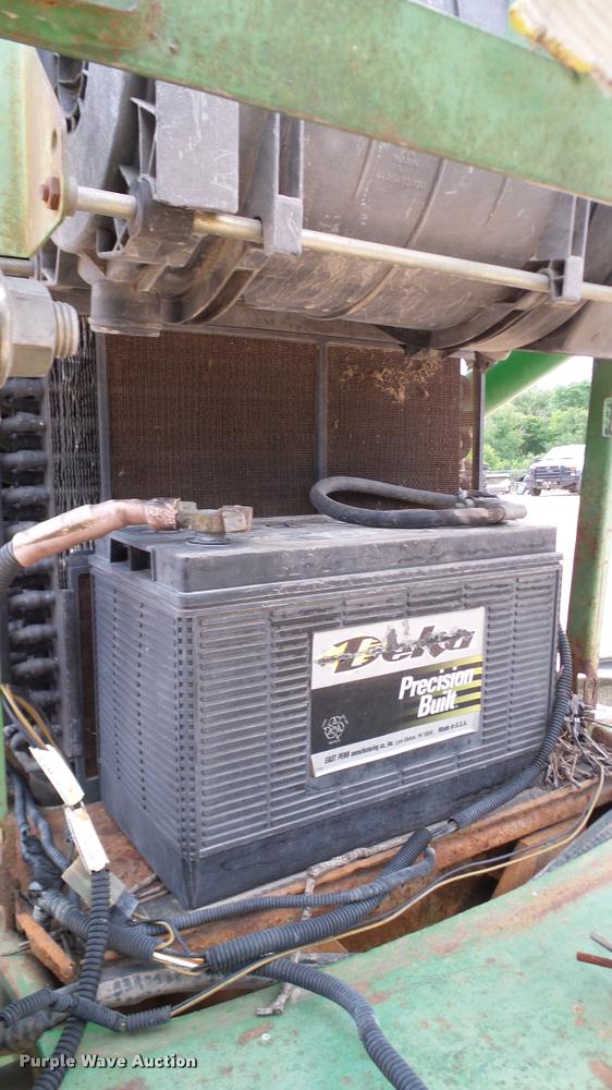 image for item DA6247 1995 John Deere 6400 tractor