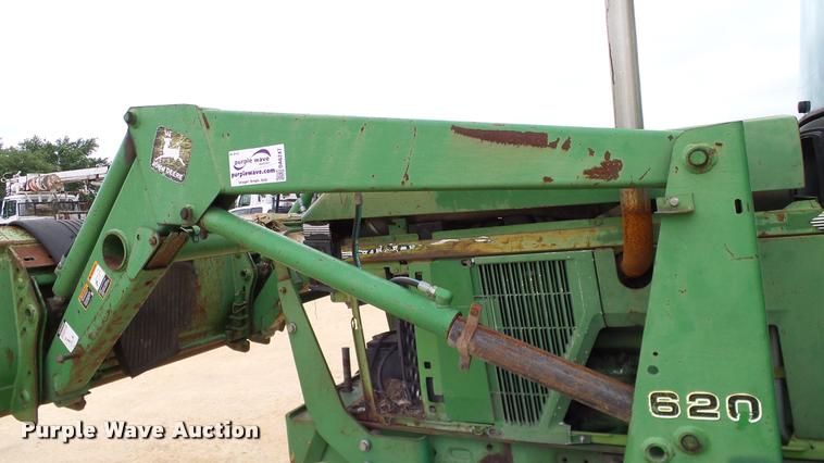 image for item DA6247 1995 John Deere 6400 tractor