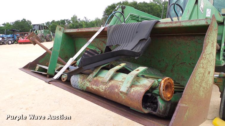 image for item DA6247 1995 John Deere 6400 tractor