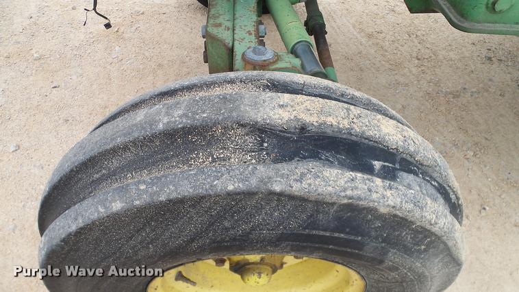 image for item DA6247 1995 John Deere 6400 tractor